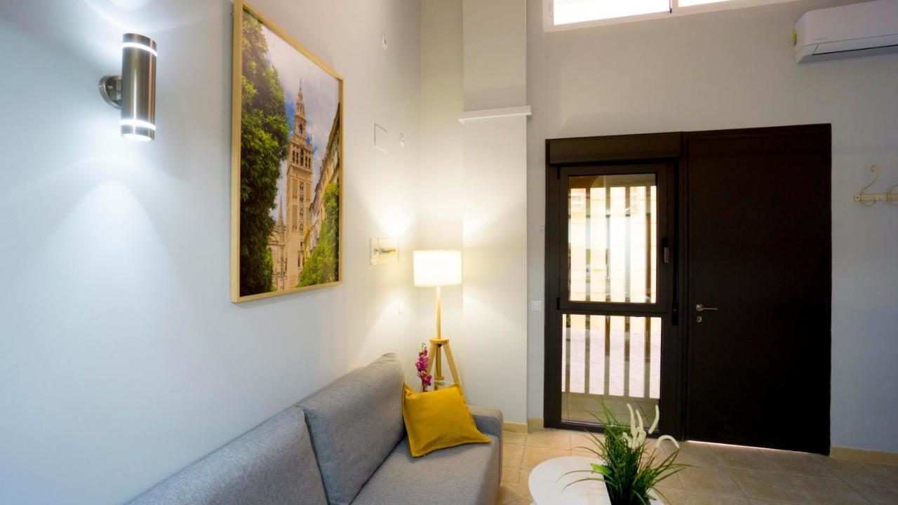 Rentalsevilla Escuelas Pias Экстерьер фото