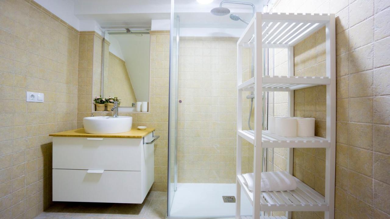 Rentalsevilla Escuelas Pias Экстерьер фото
