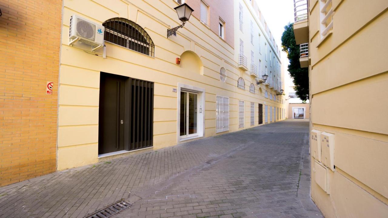Rentalsevilla Escuelas Pias Экстерьер фото