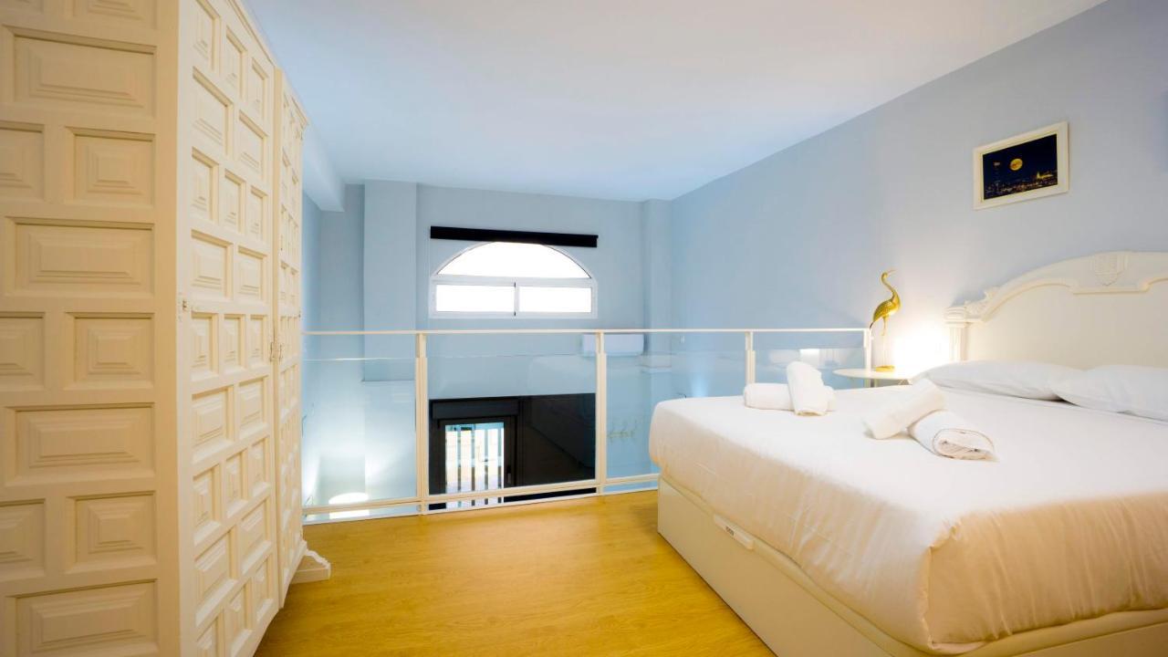 Rentalsevilla Escuelas Pias Экстерьер фото