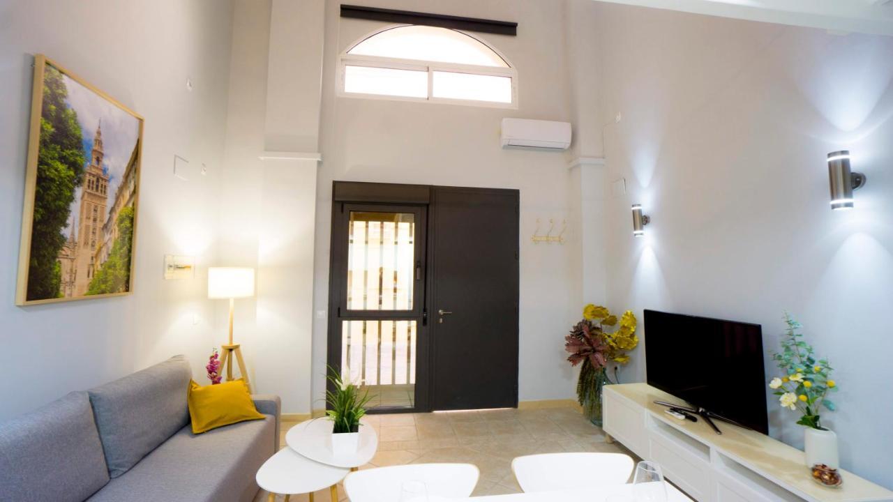 Rentalsevilla Escuelas Pias Экстерьер фото